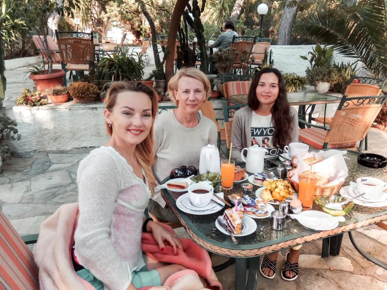The Delfini Hotel Agia Marina  Extérieur photo